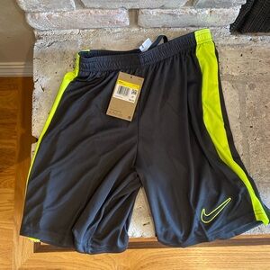 Nike Basketball Shorts! Mens Size Small Multi-color: Black, Grey, Yellow! New